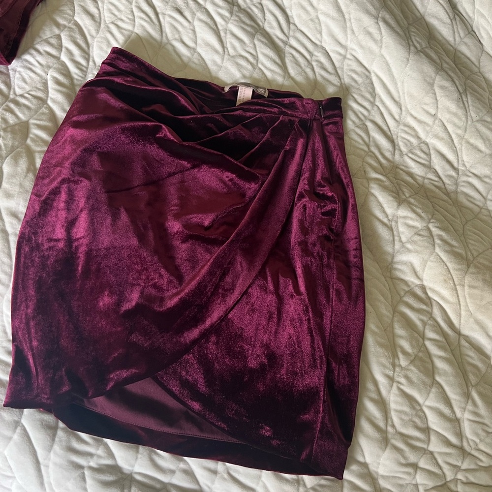 Elegant Velvet Burgundy Skirt